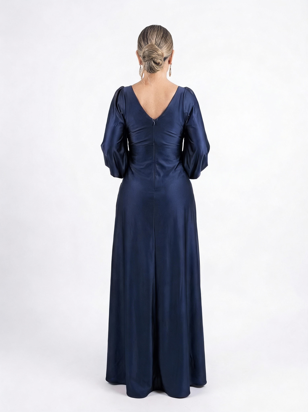 Elegant Evening Gown – Ravelle
